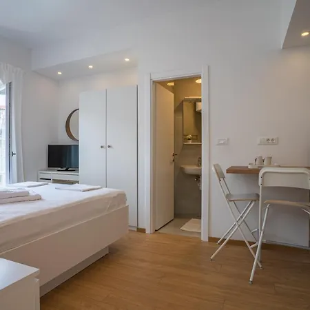 Apartments Makarska Exterior photo