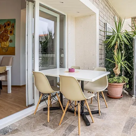 Apartments Makarska Exterior photo