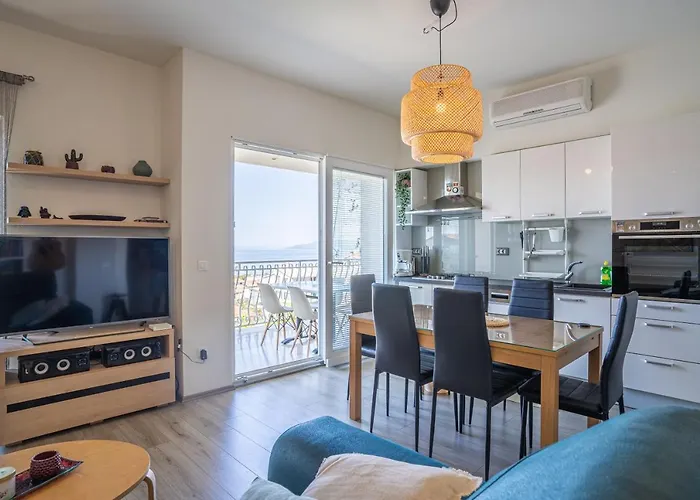 Apartments Makarska