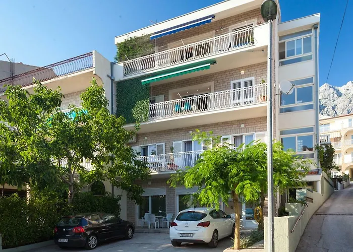 Apartments Makarska