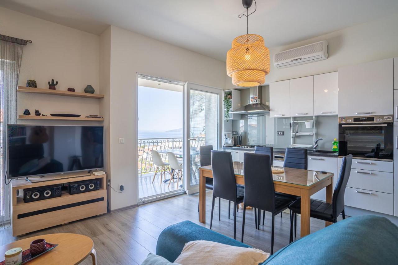 Apartment Apartments Makarska