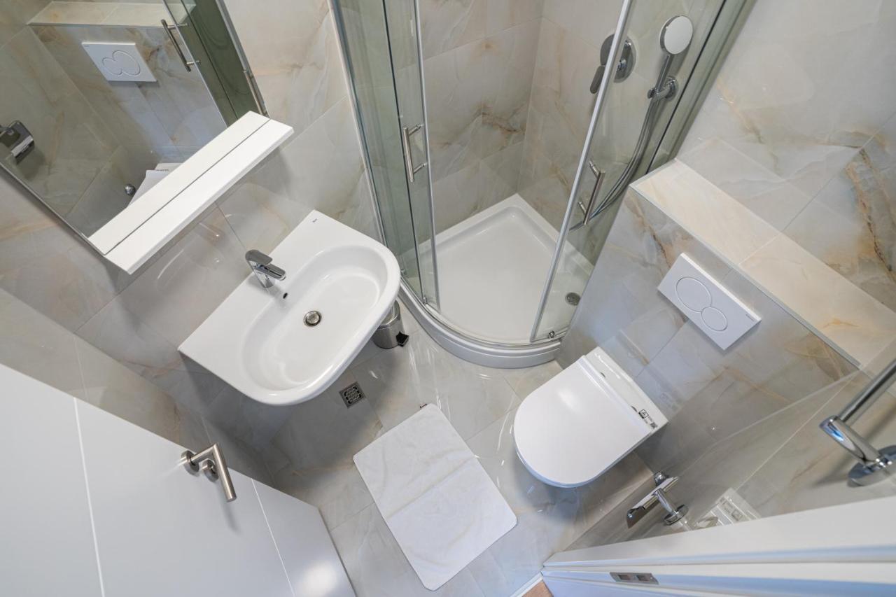Apartment Apartments Makarska
