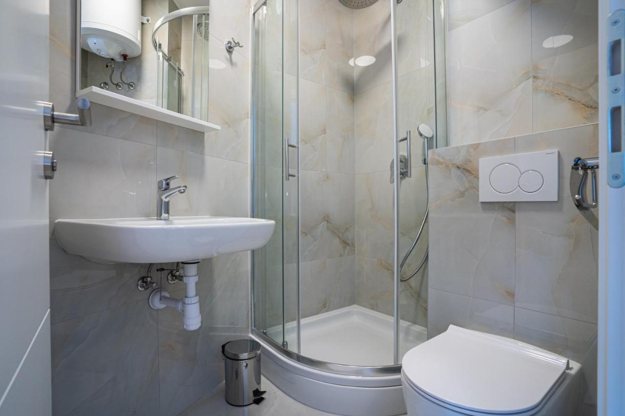 Apartment Apartments Makarska